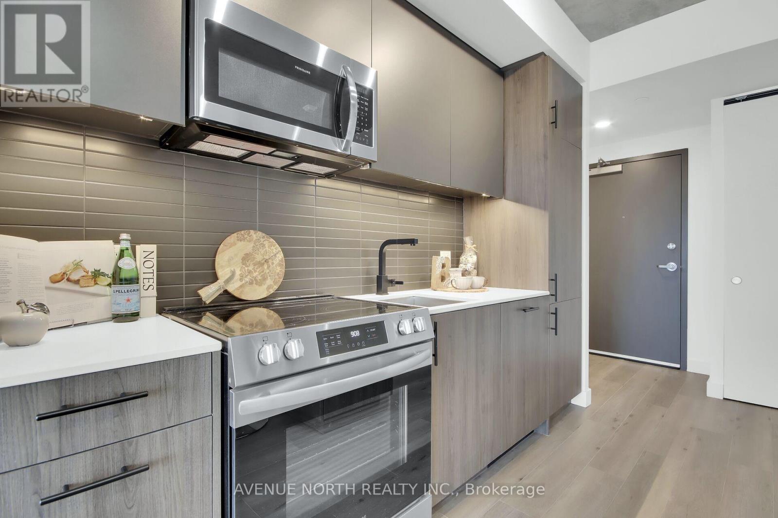 LPH6 - 10 JAMES STREET