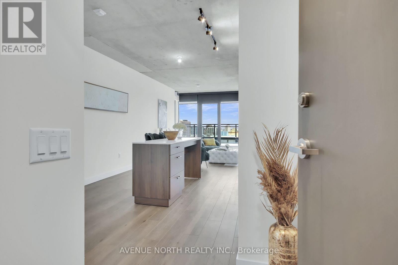 LPH6 - 10 JAMES STREET