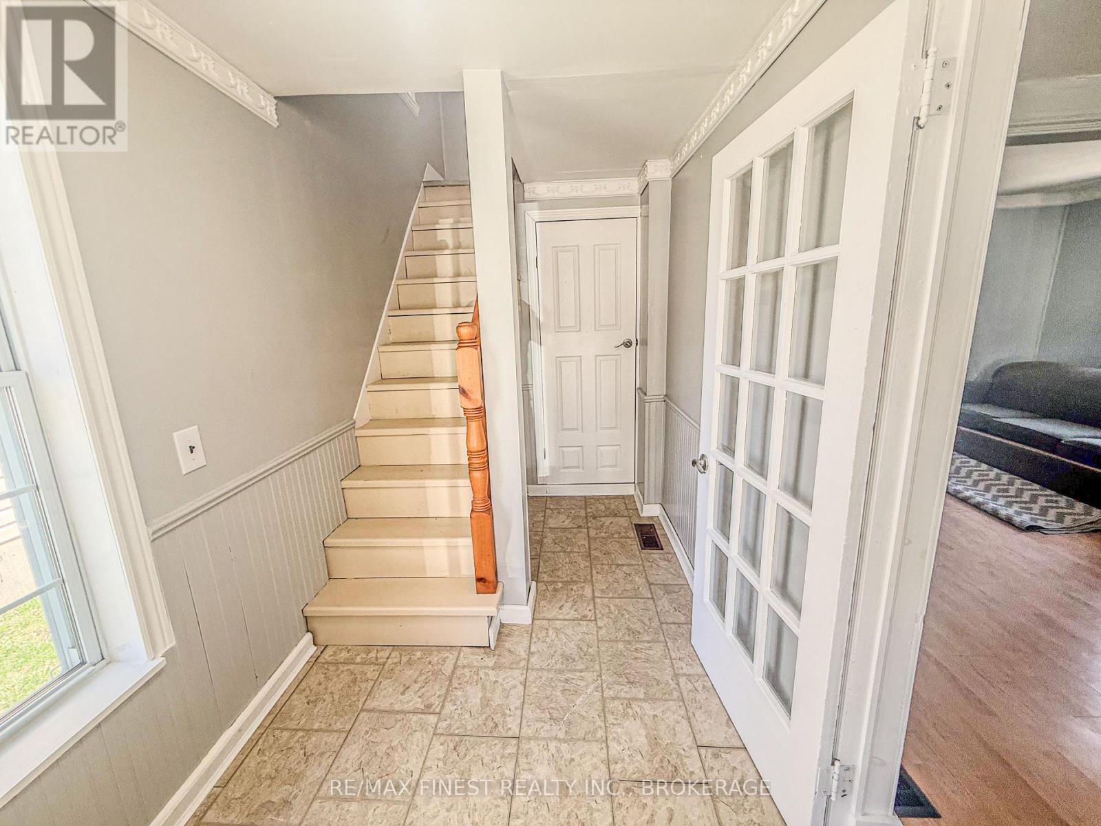 215 BROCK STREET