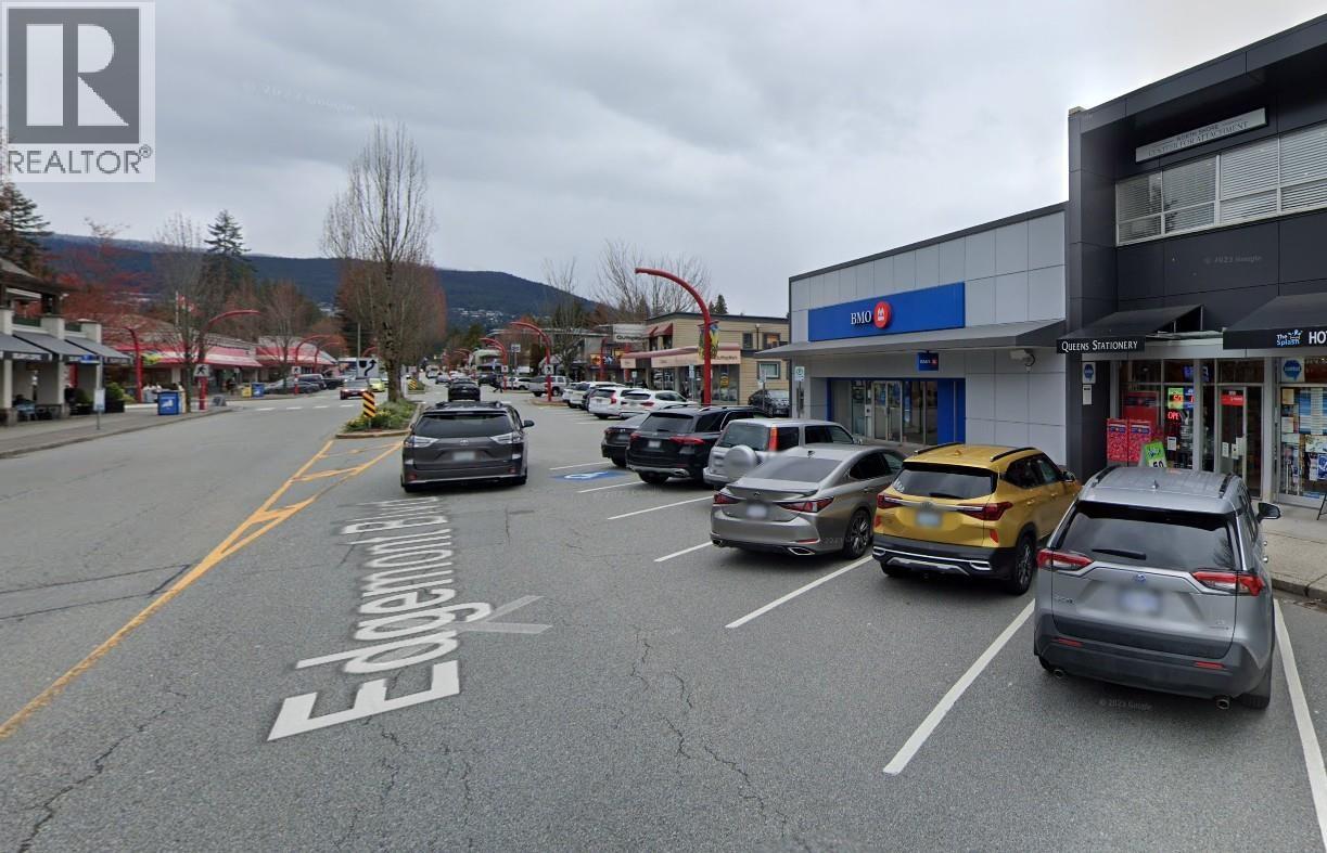 3050 EDGEMONT BOULEVARD