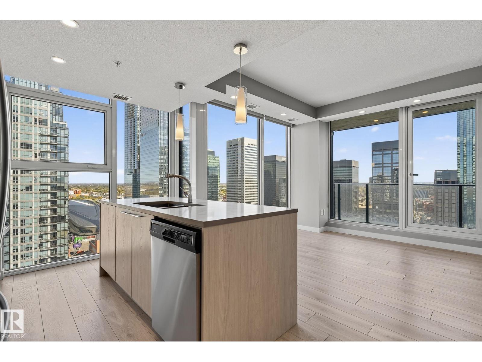 #3103 10180 103 ST NW