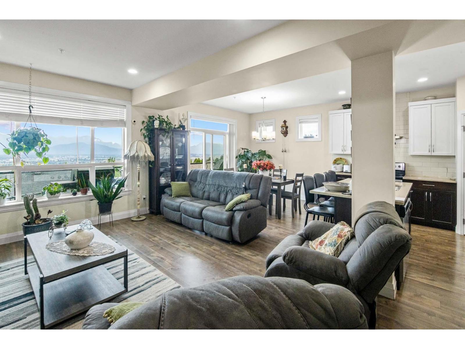 38 47042 MACFARLANE PLACE|Promontory