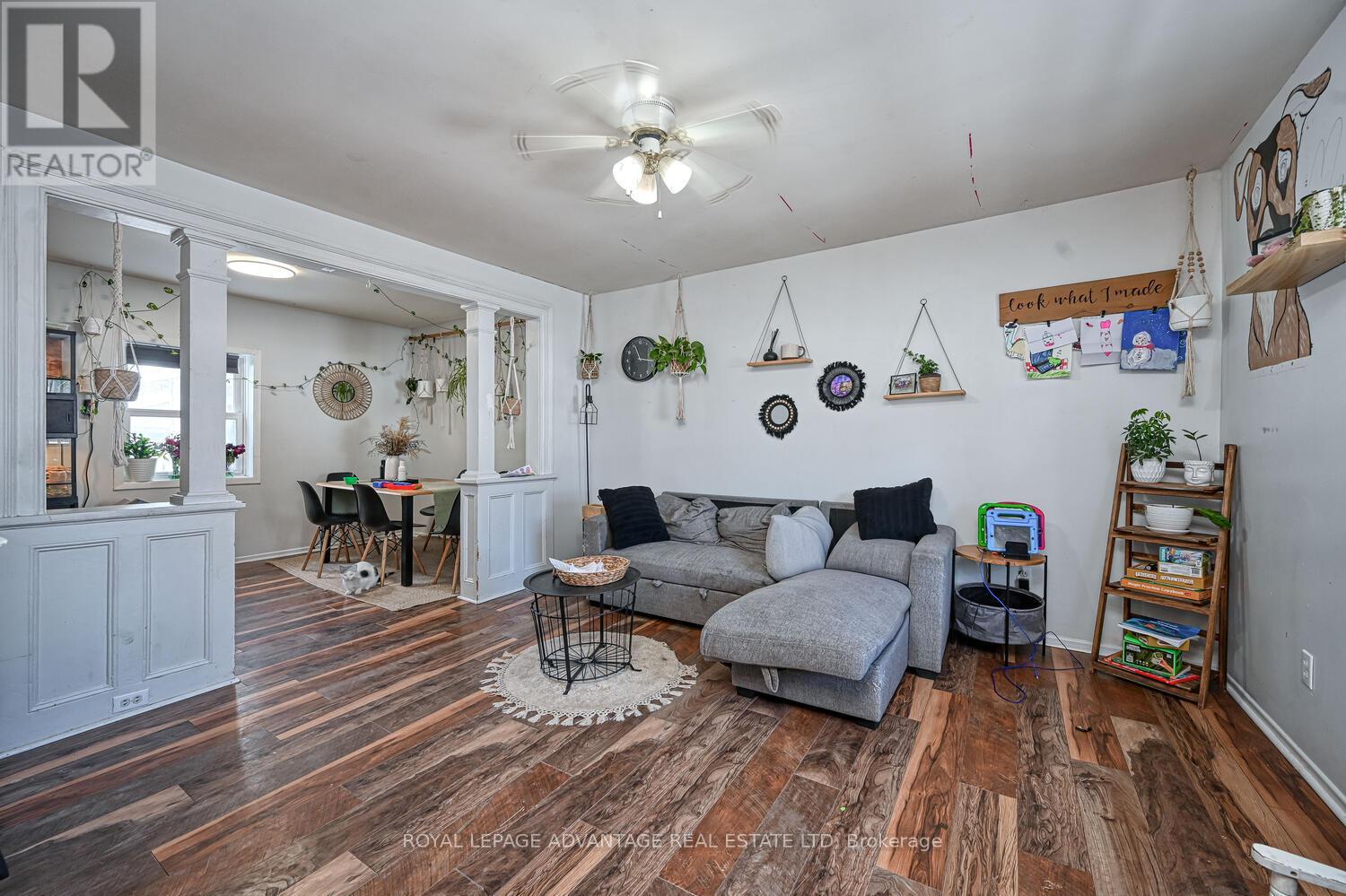 150-152 GORE STREET E