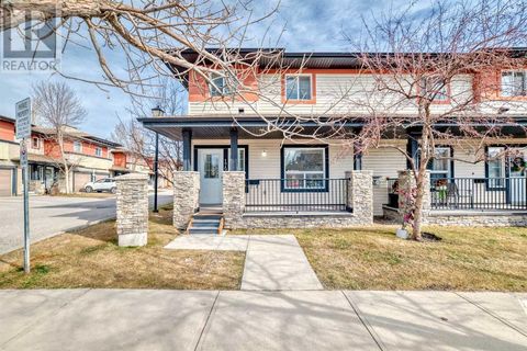 179 Eversyde Common SW Calgary AB T2Y4Z5