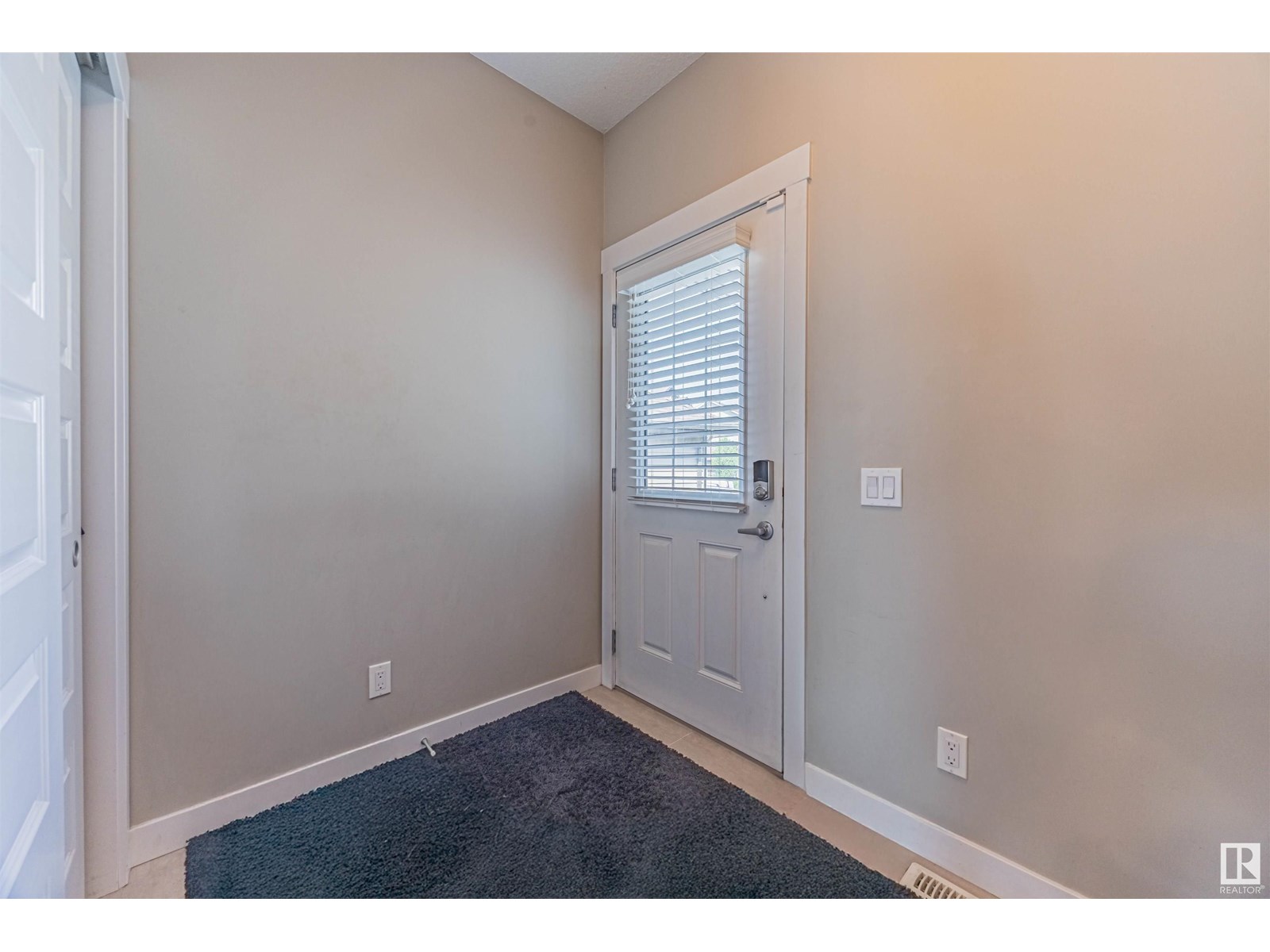 16824 65 ST NW
