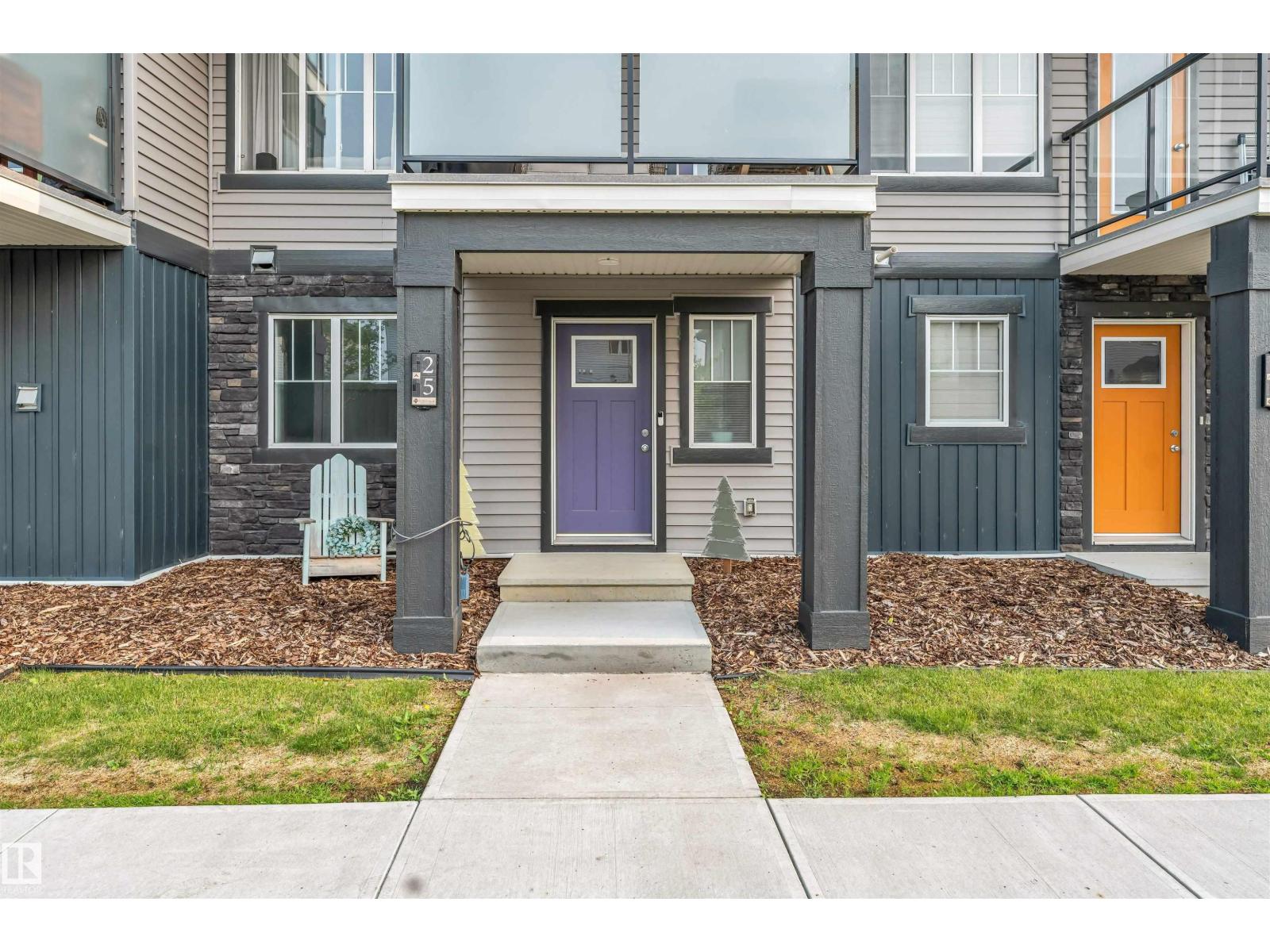 #25 1530 TAMARACK BV NW