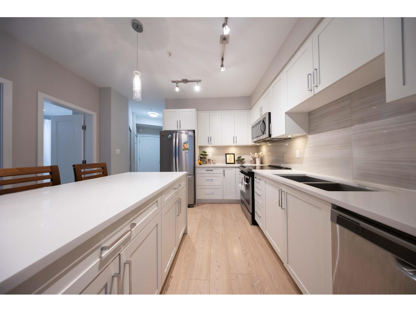 D202 20211 66 AVENUE