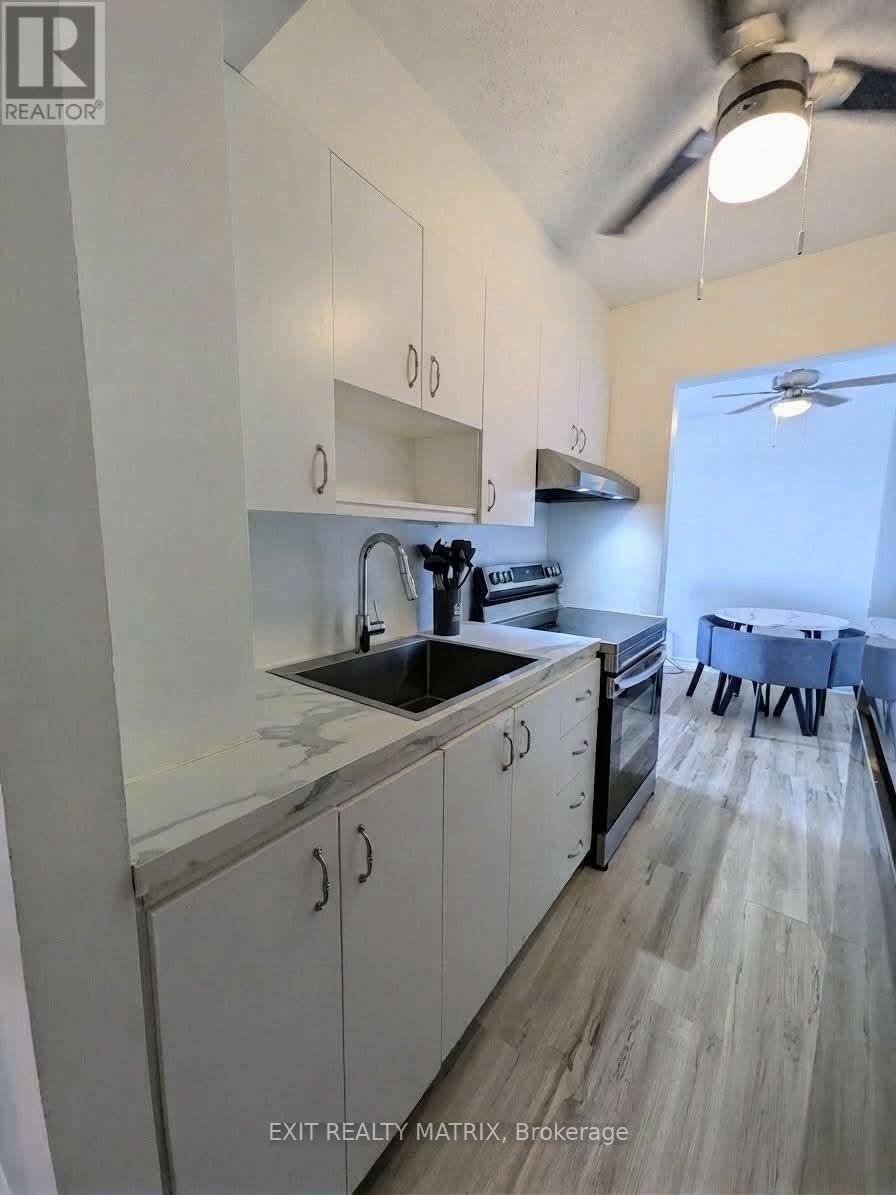 402C - 2041 ARROWSMITH DRIVE