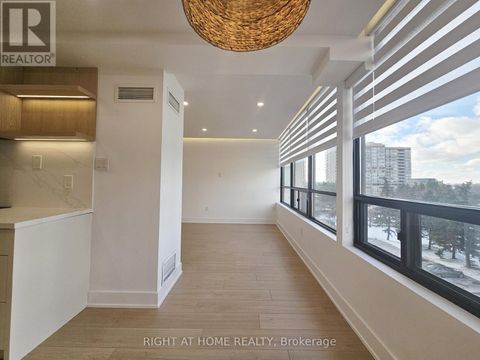 512 - 7460 BATHURST STREET Vaughan (Brownridge) ON L4J7K9