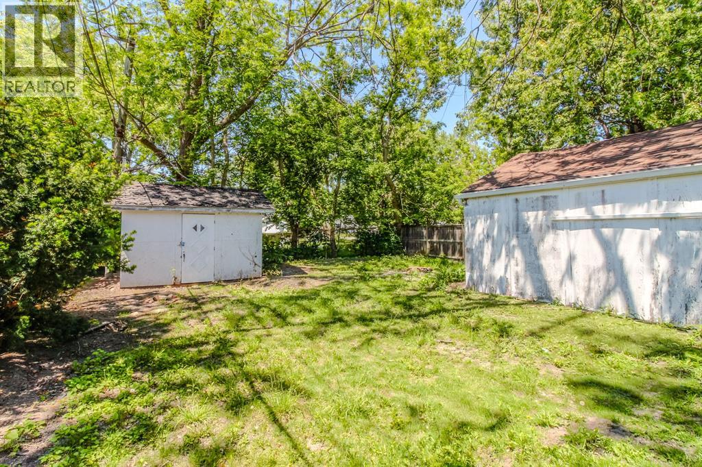 117 WALNUT AVENUE South