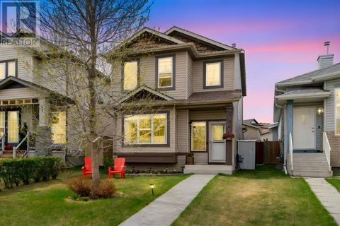 43 Eversyde Circle SW Calgary AB T2Y4T3