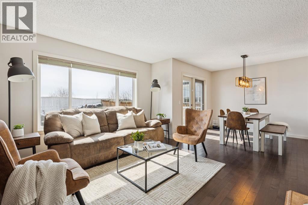 298 River Heights Crescent