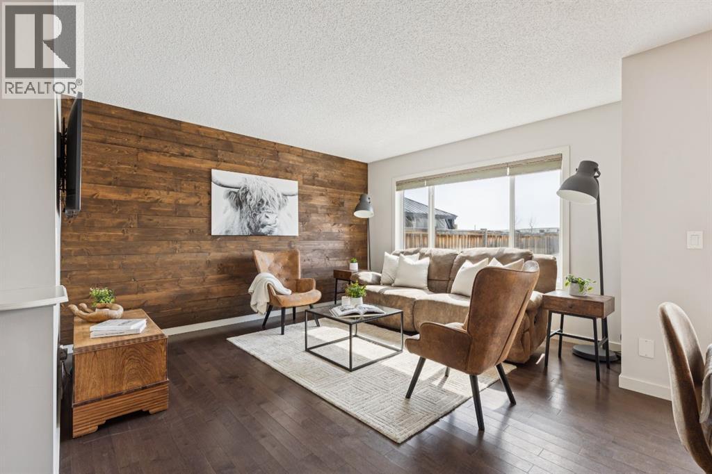 298 River Heights Crescent