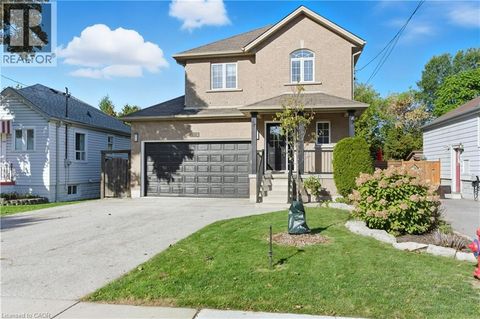 150 EAST 38TH Street Hamilton ON L8V4E7