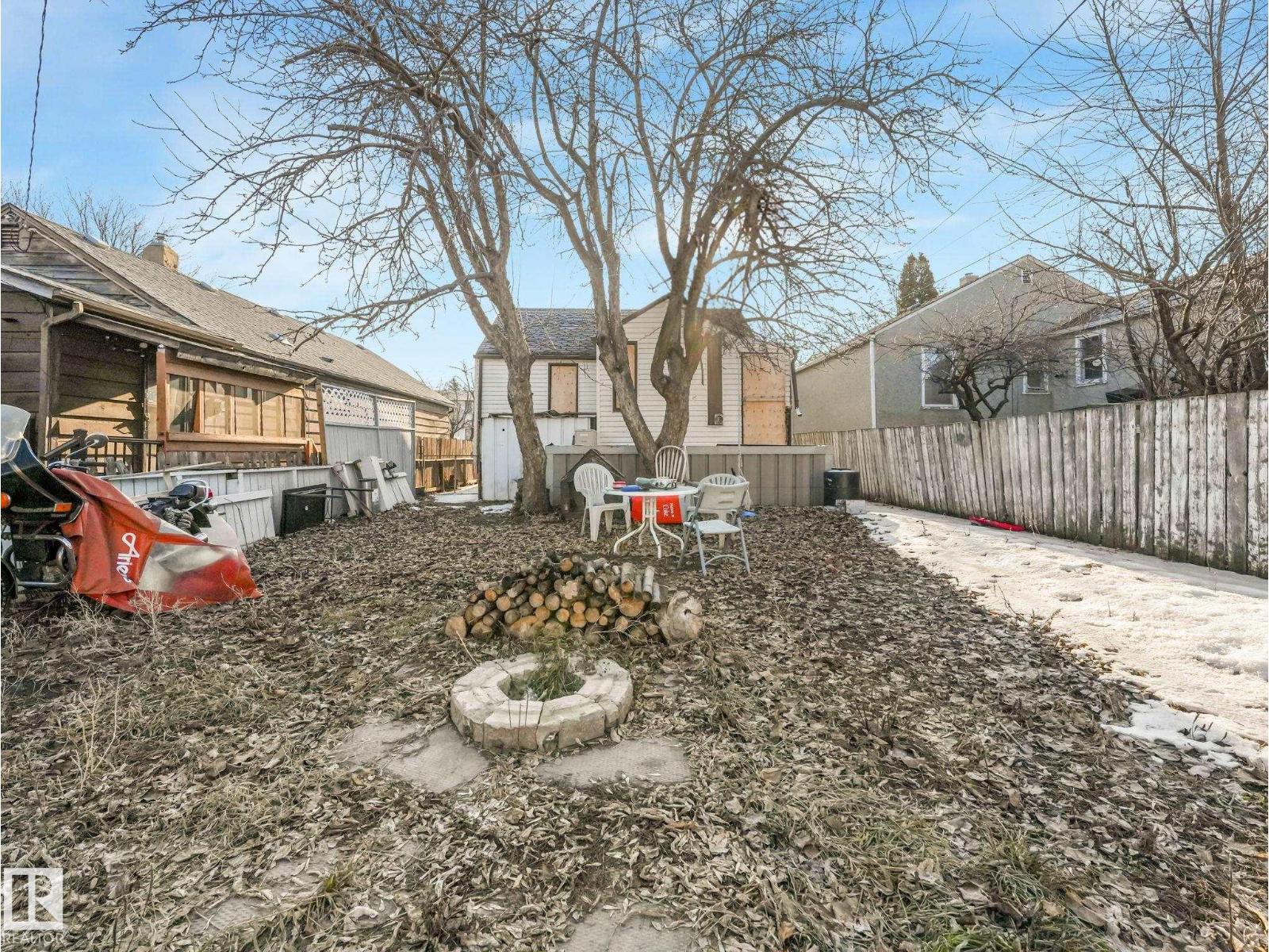 11706 80 ST NW