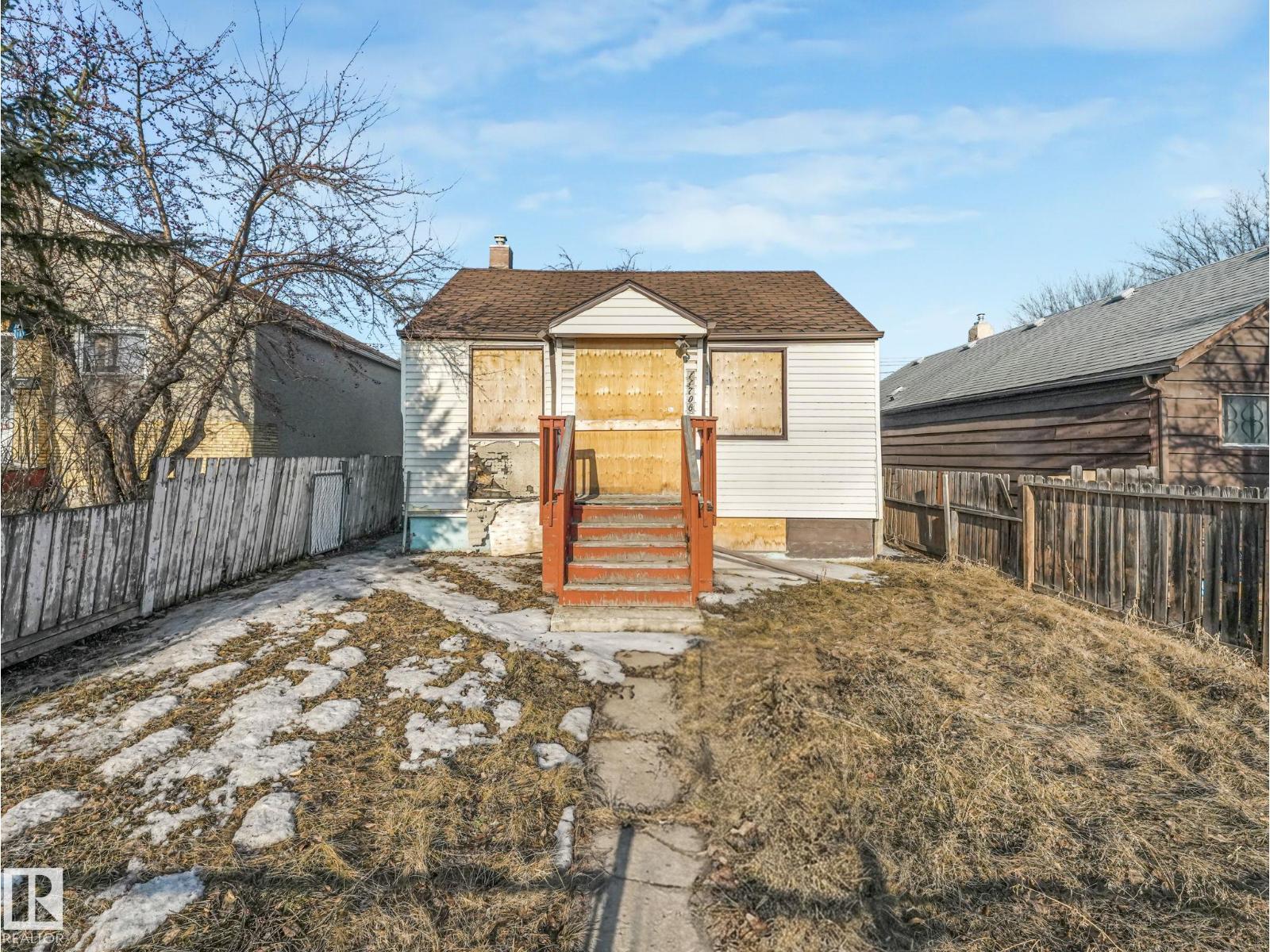 11706 80 ST NW