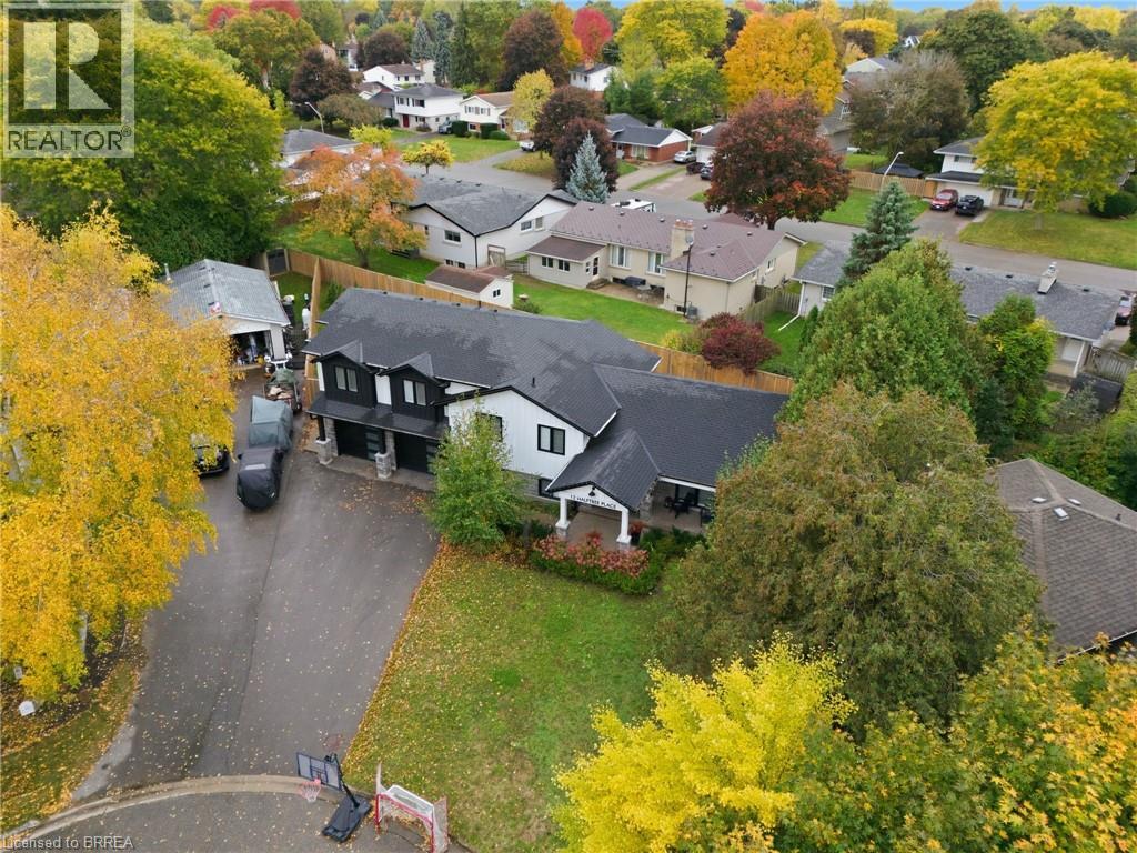 12 HALFTREE Place