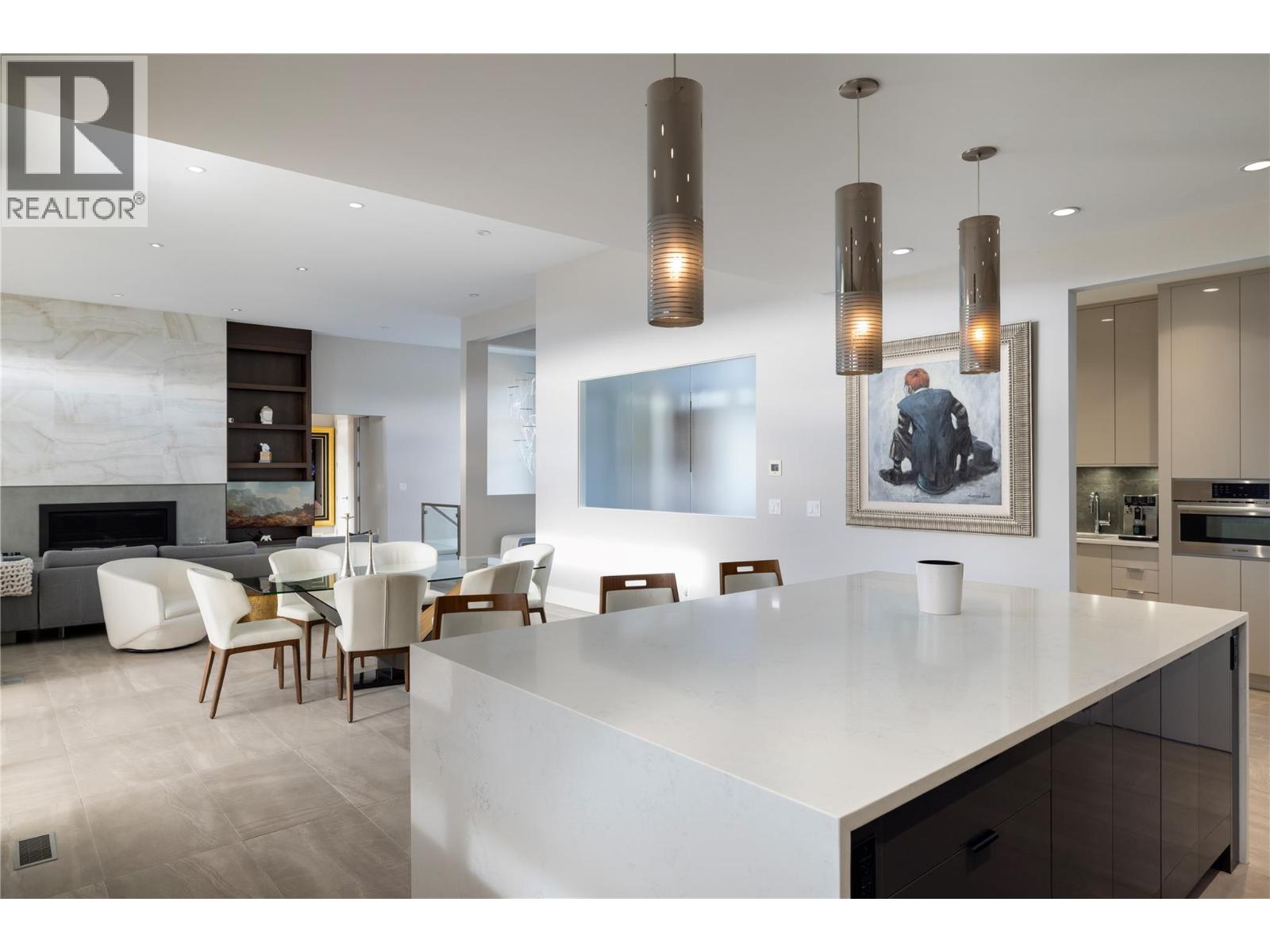 3301 Vineyard View Drive