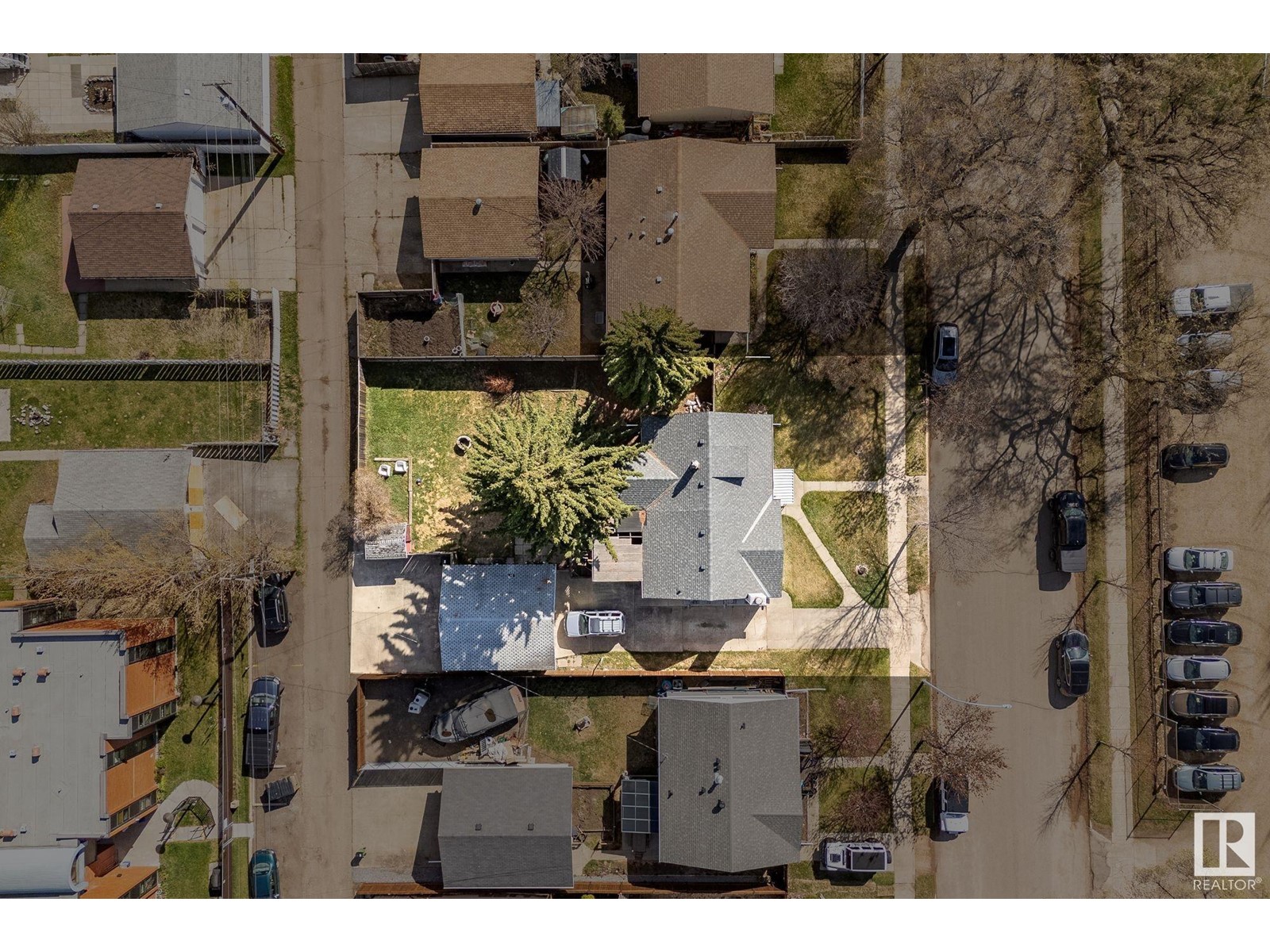3620 115 AV NW