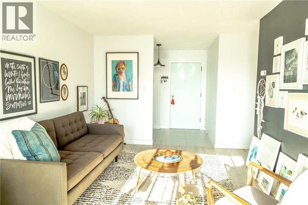 405, 523 15 Avenue SW