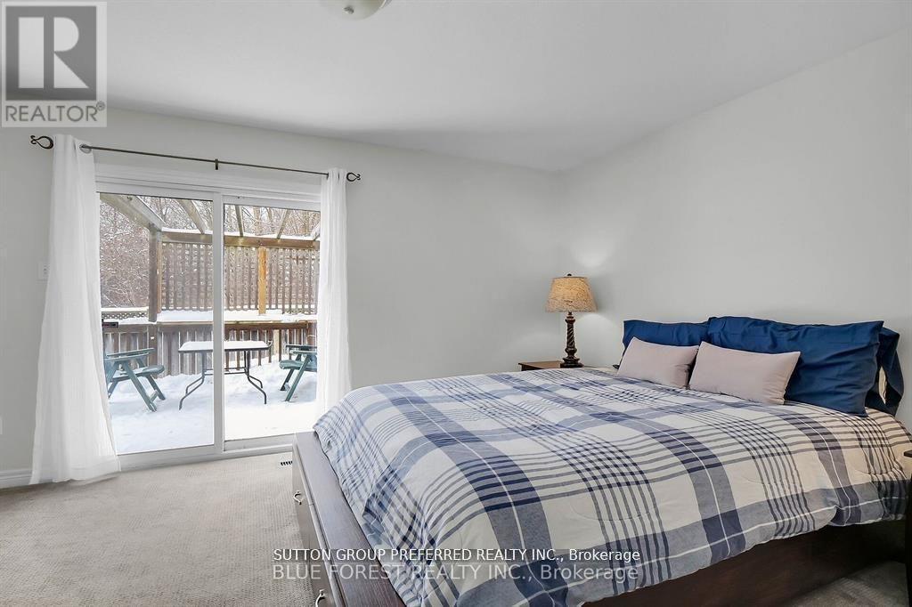 284 EXMOUTH CIRCLE