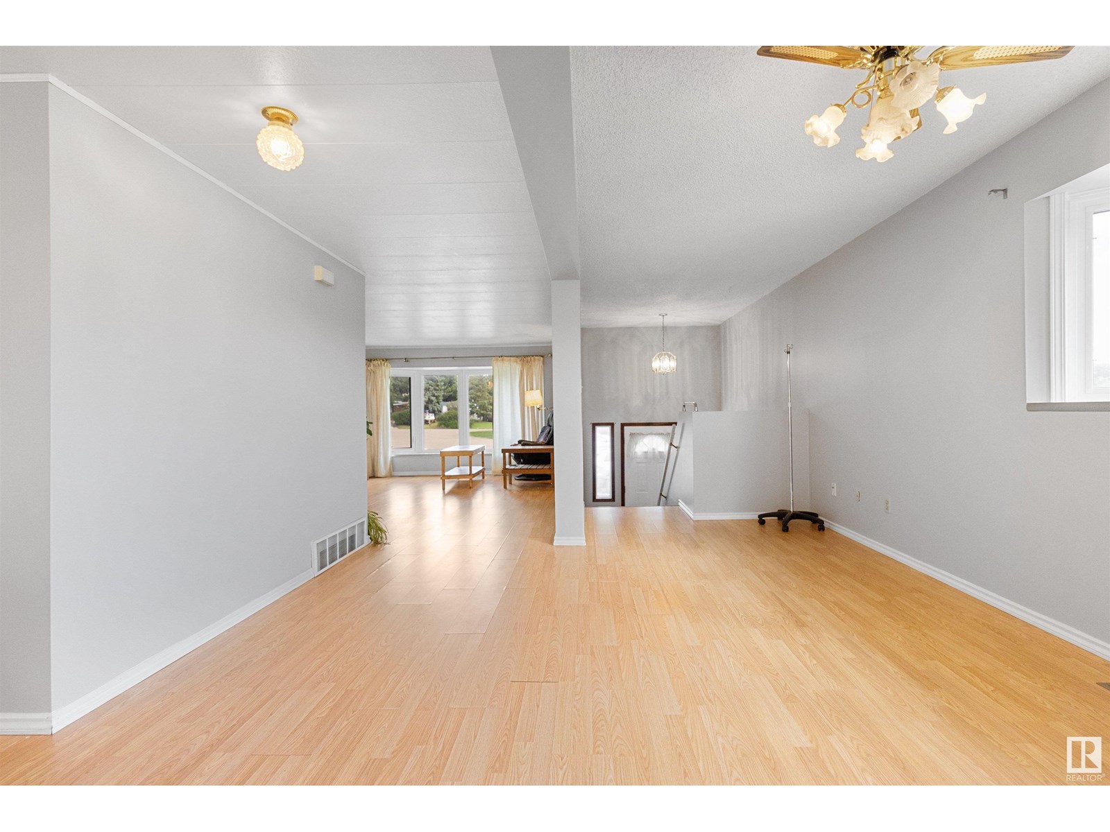 243 LEE RIDGE RD NW