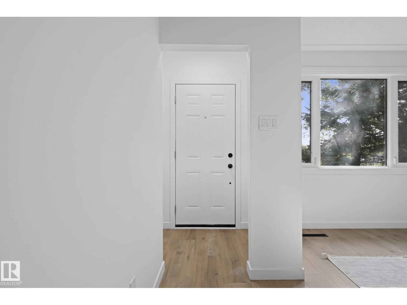 12822 70 ST NW