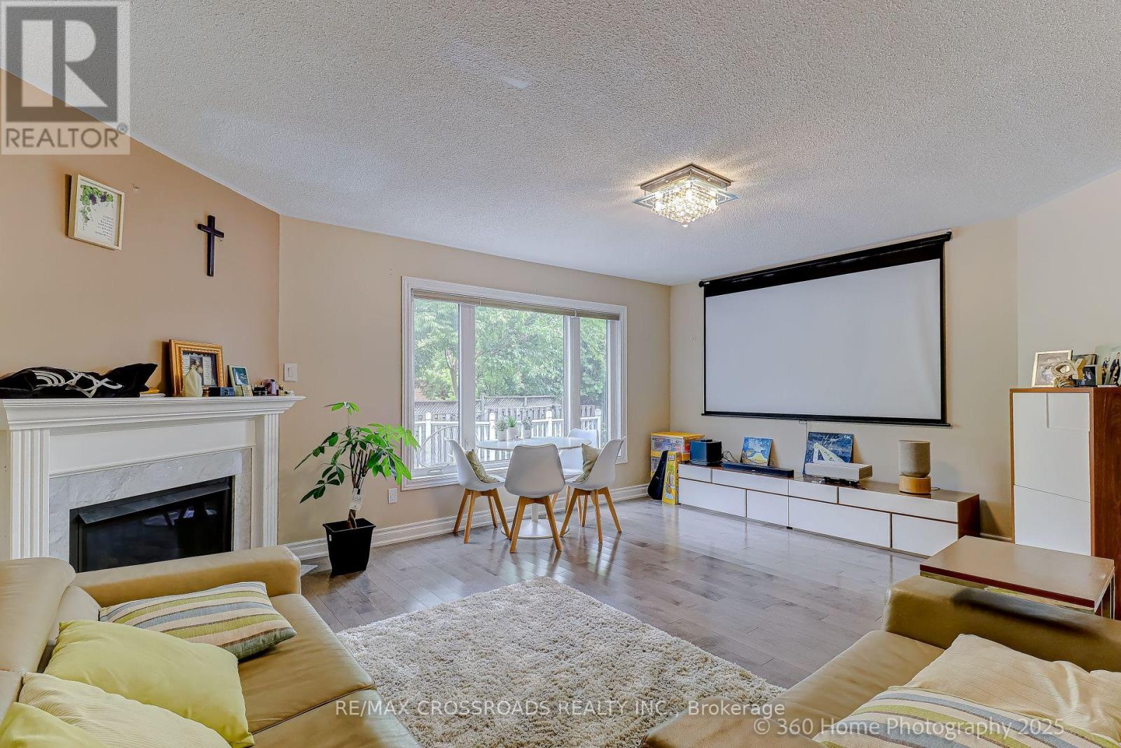90 HIDDEN TRAIL AVENUE
