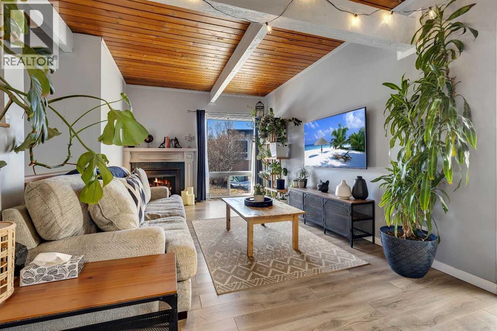 426 Pinemont Gate NE