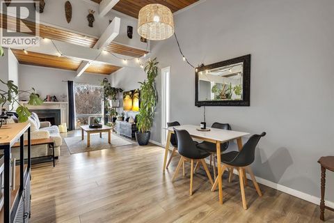 426 Pinemont Gate NE Calgary AB t1y2r6