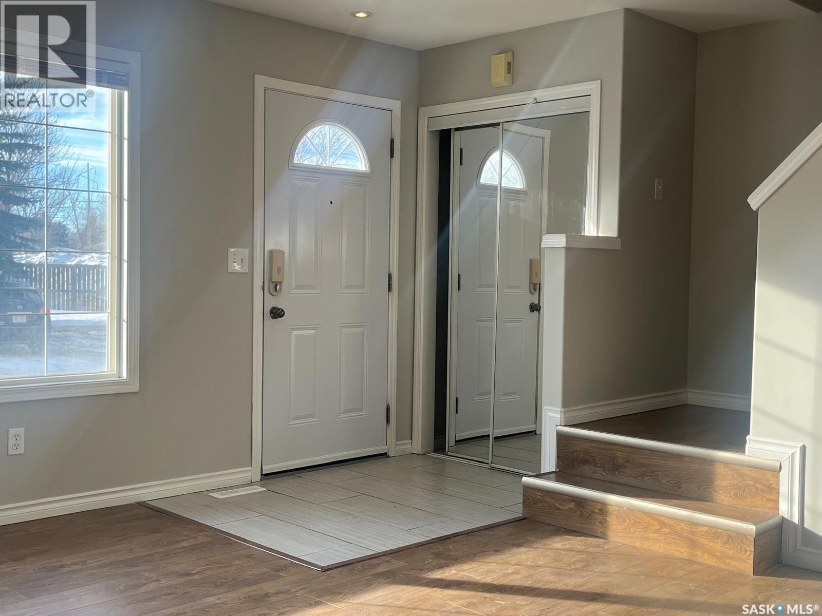 110 103 RUTHERFORD CRESCENT