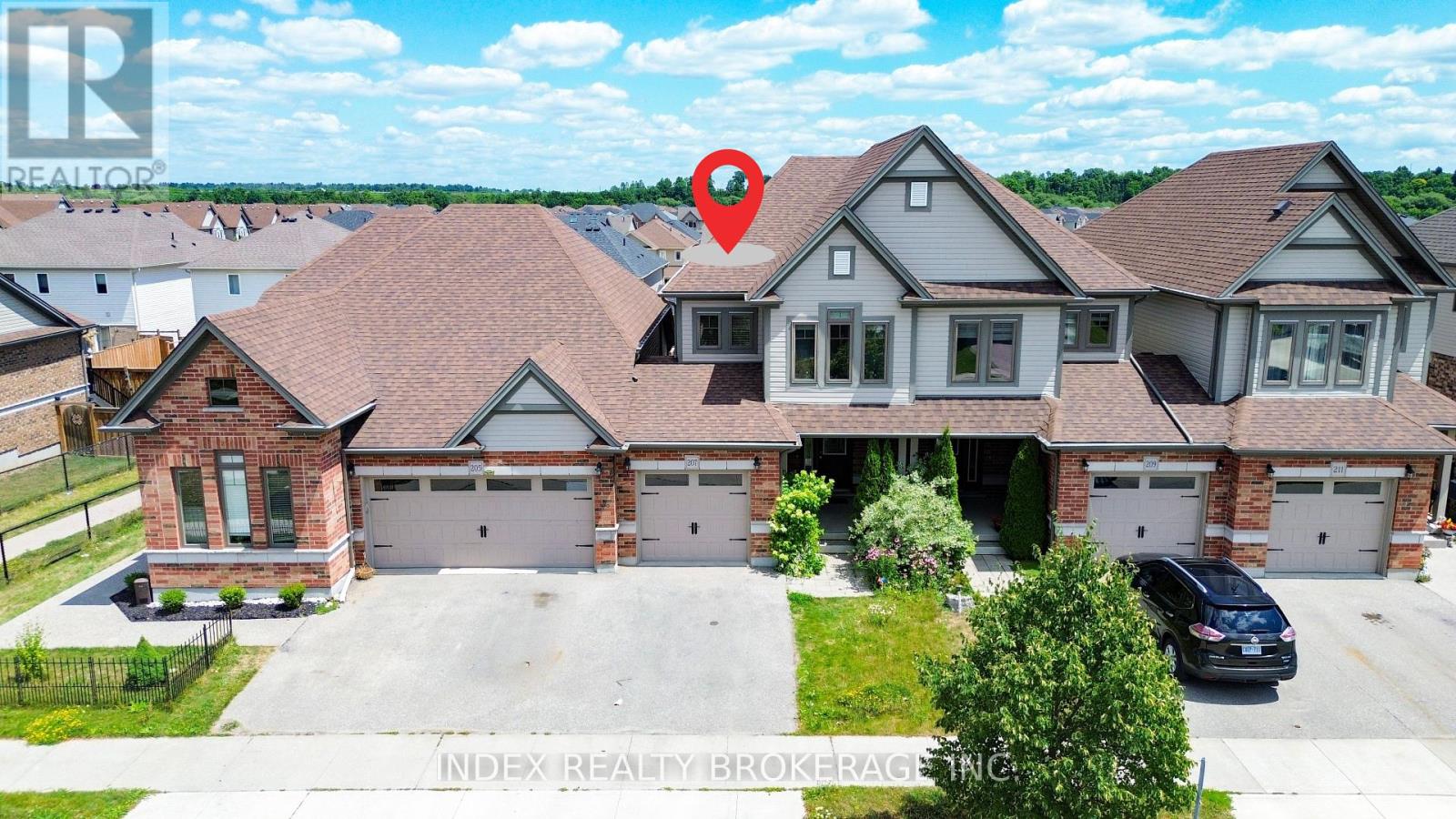 207 EDEN OAK TRAIL