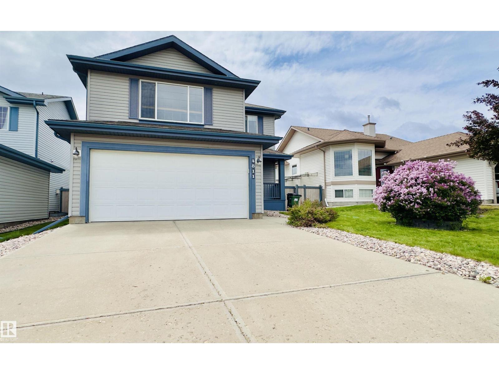 4811 152 AV NW