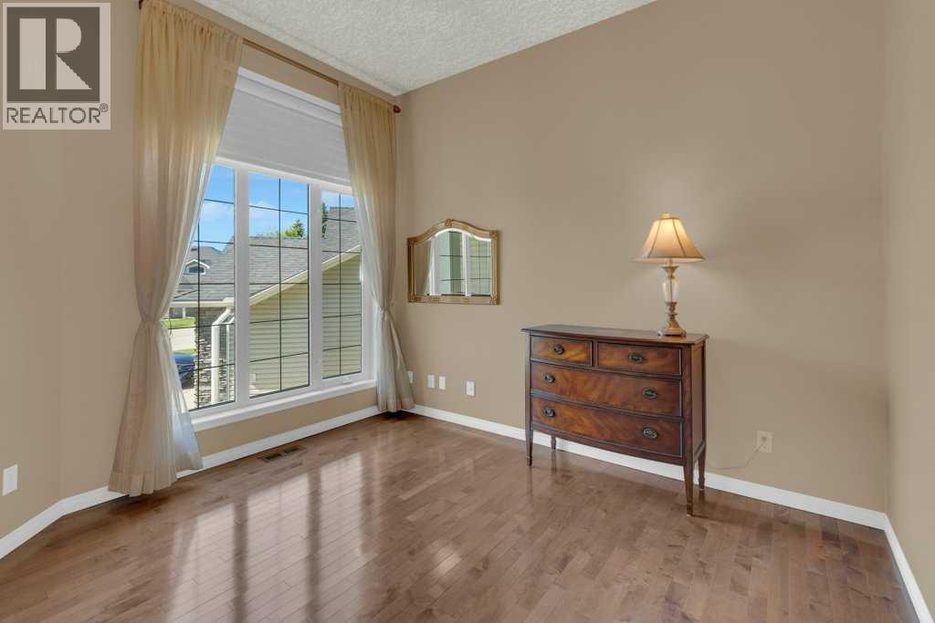 37 Wentworth Gardens SW