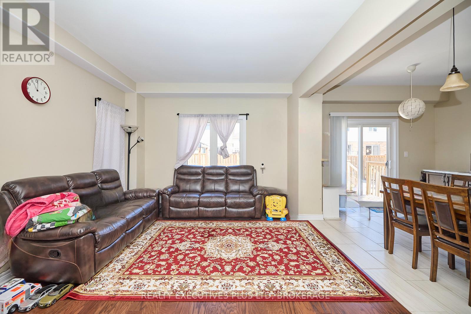 8433 ANGIE DRIVE