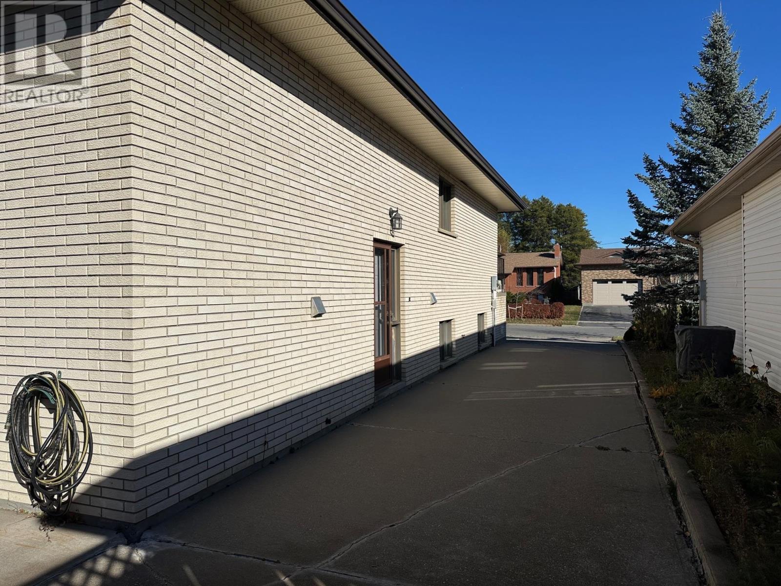 141 Cherry Ridge RD
