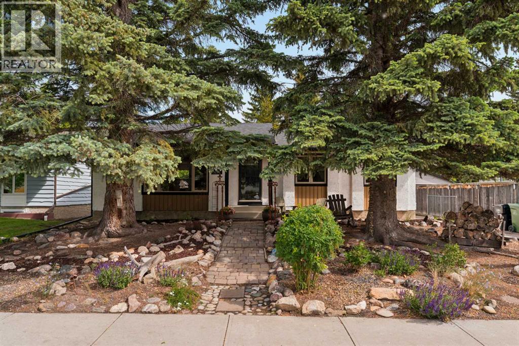 3216 Oakwood Drive SW