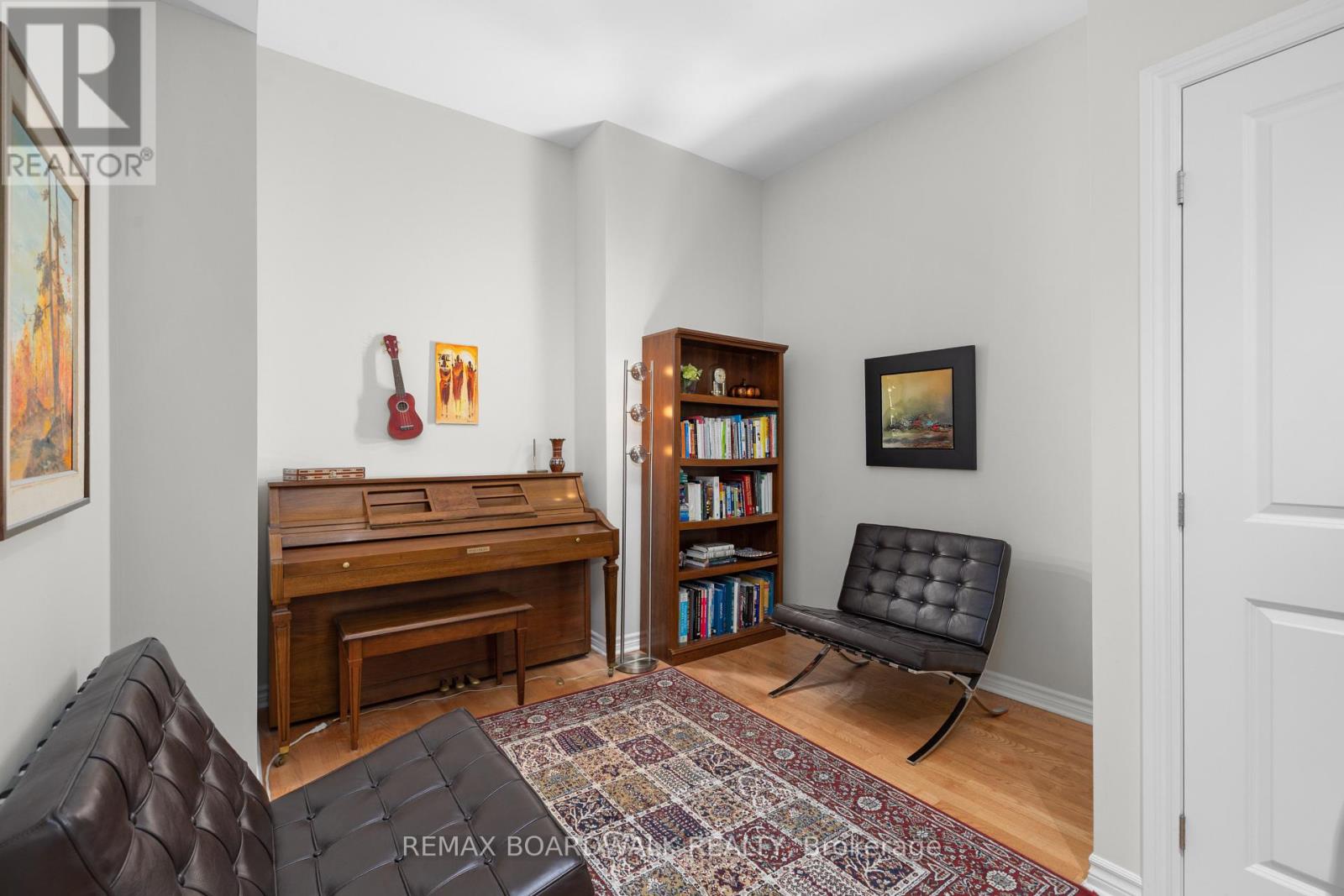 1004 - 314 CENTRAL PARK DRIVE