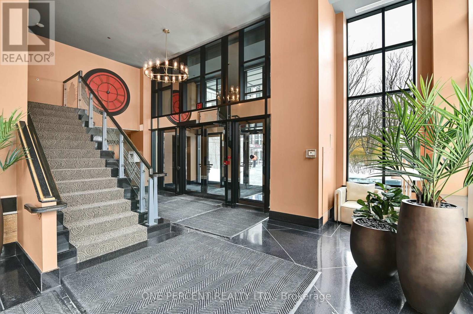 1112 - 235 KENT STREET