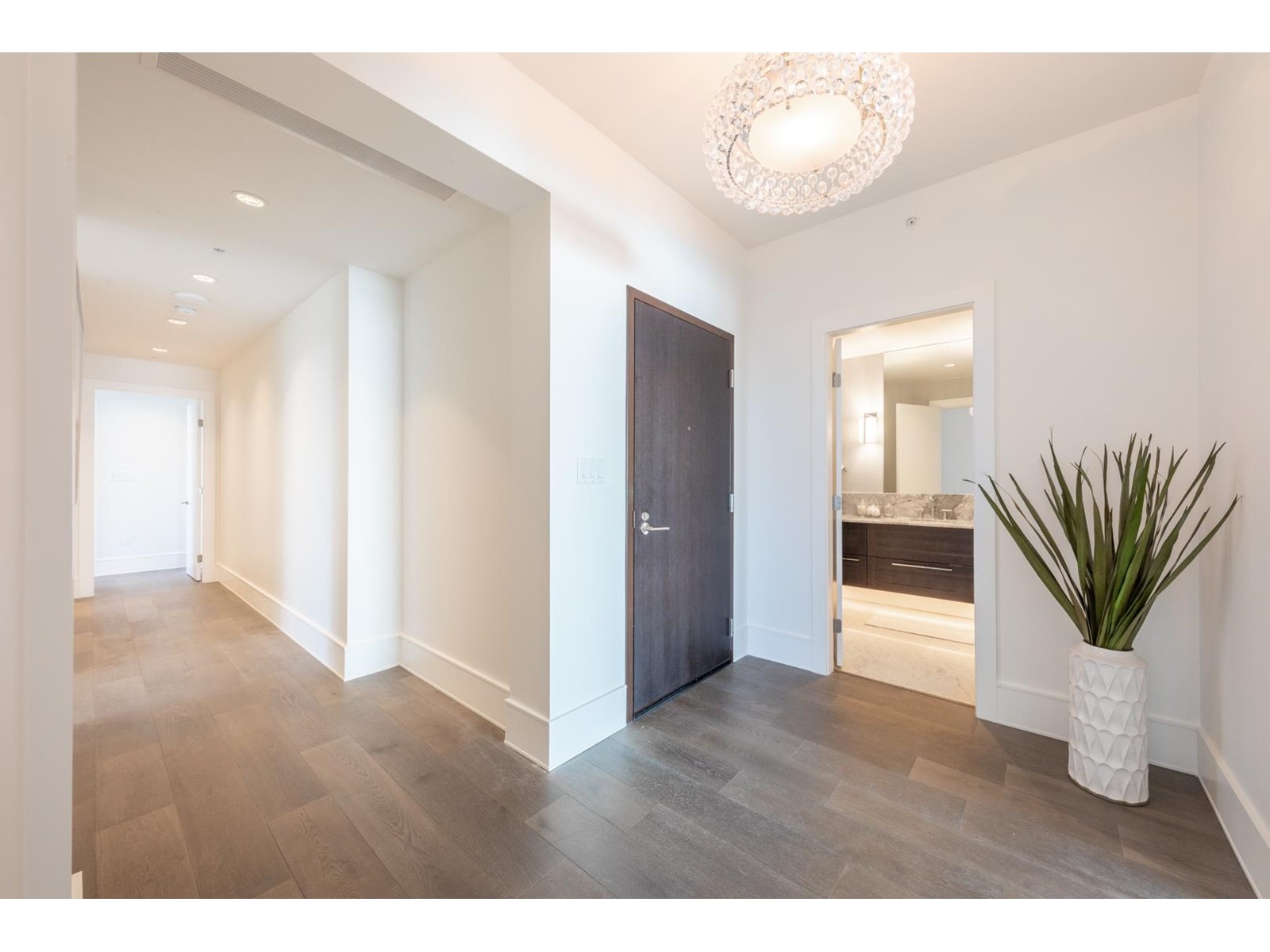 1501 1500 MARTIN STREET