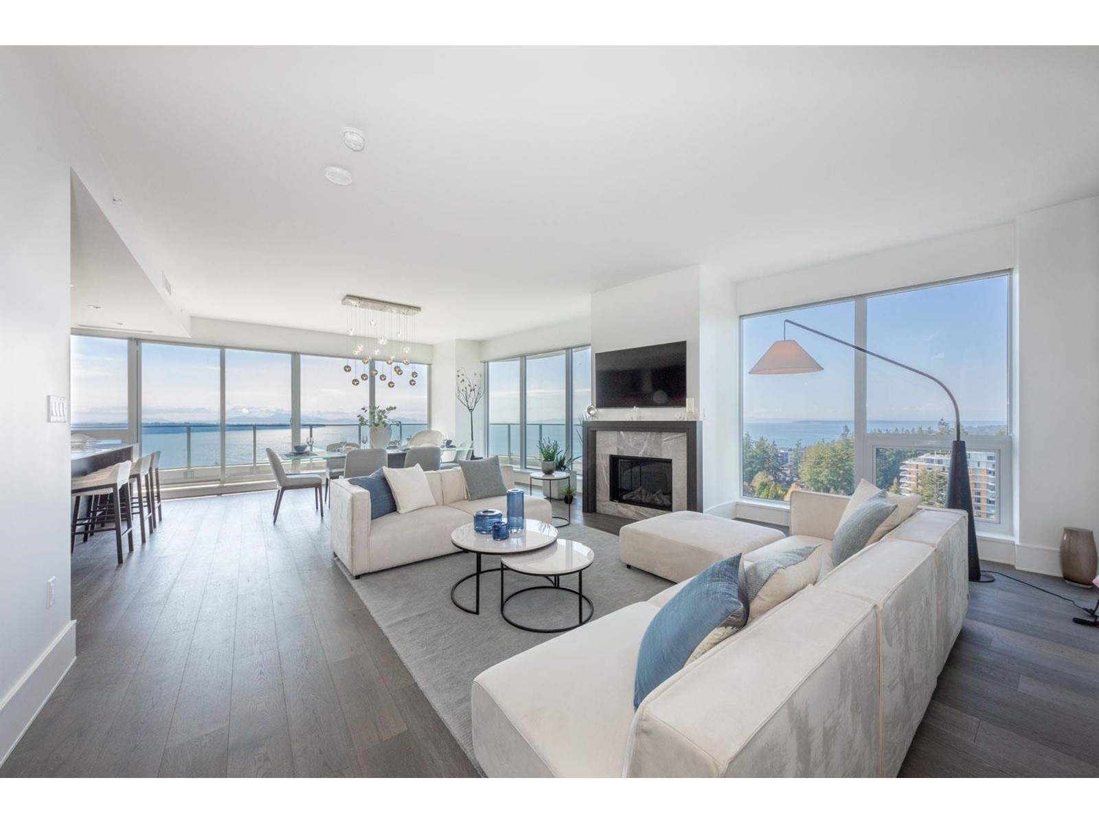 1501 1500 MARTIN STREET