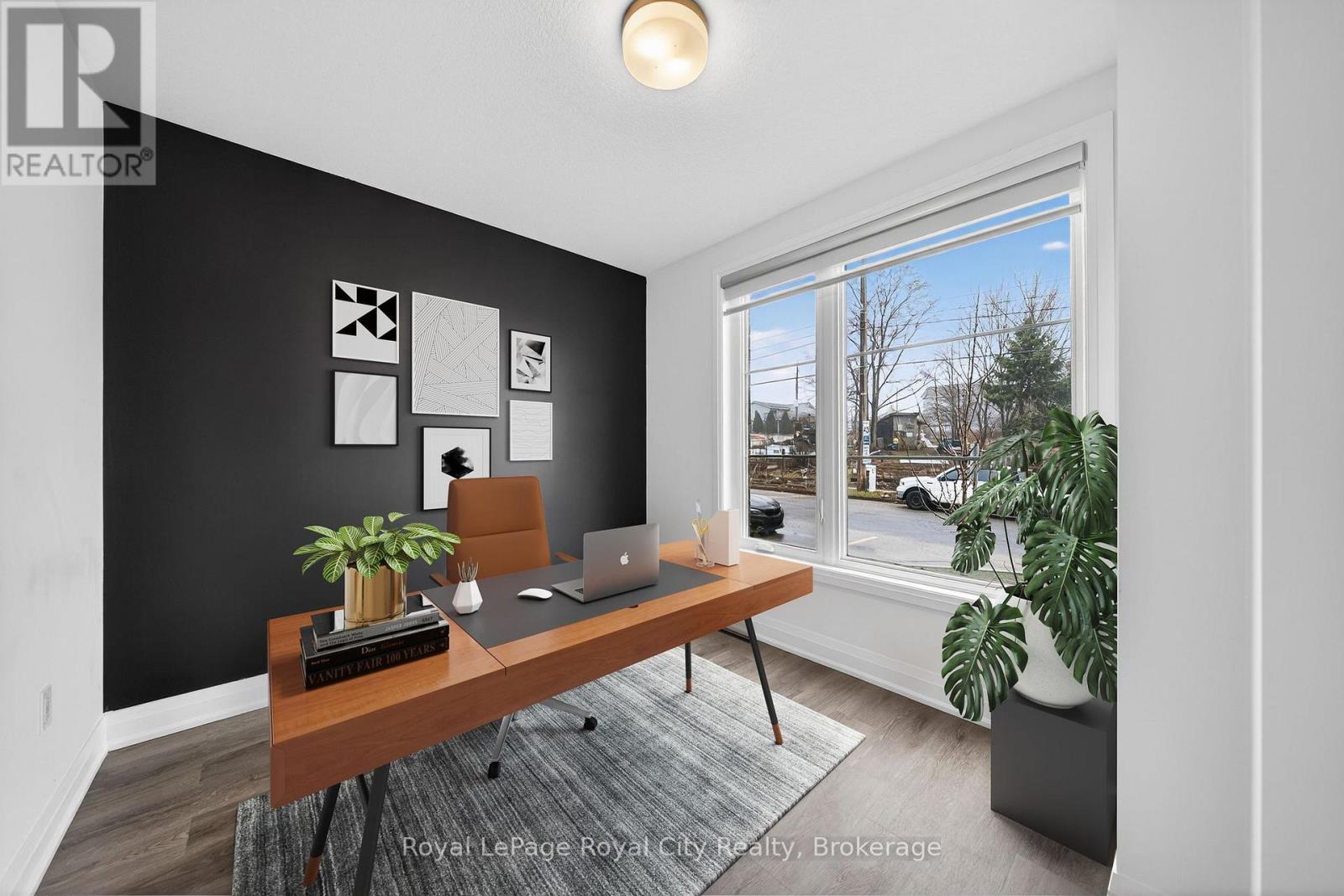 1 - 150 HURON STREET