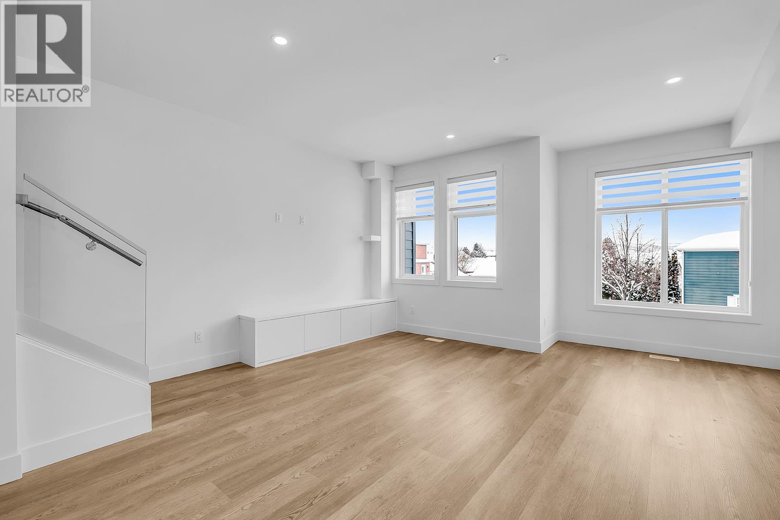 5300 Main Street Unit# 103