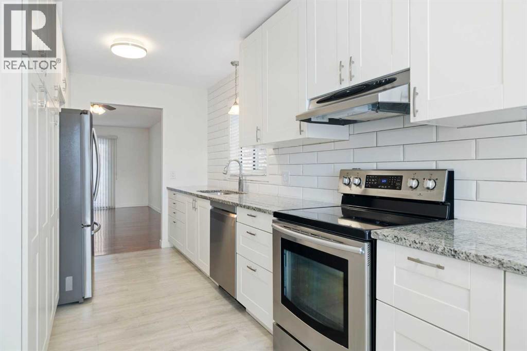 84 Deer Ridge Close SE