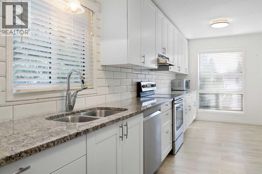 84 Deer Ridge Close SE