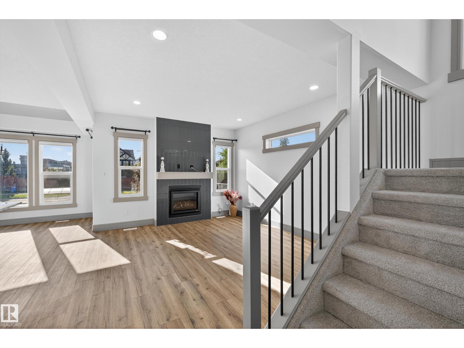 3608 PARKER CL SW