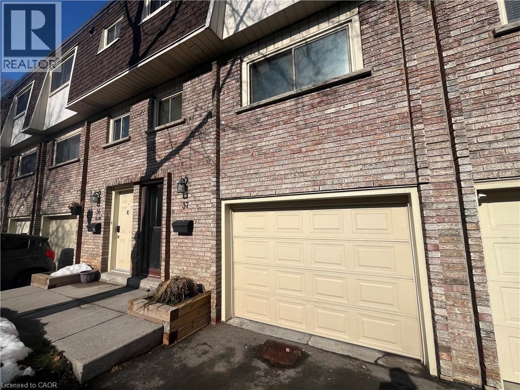 125 BONAVENTURE Drive Unit# 37