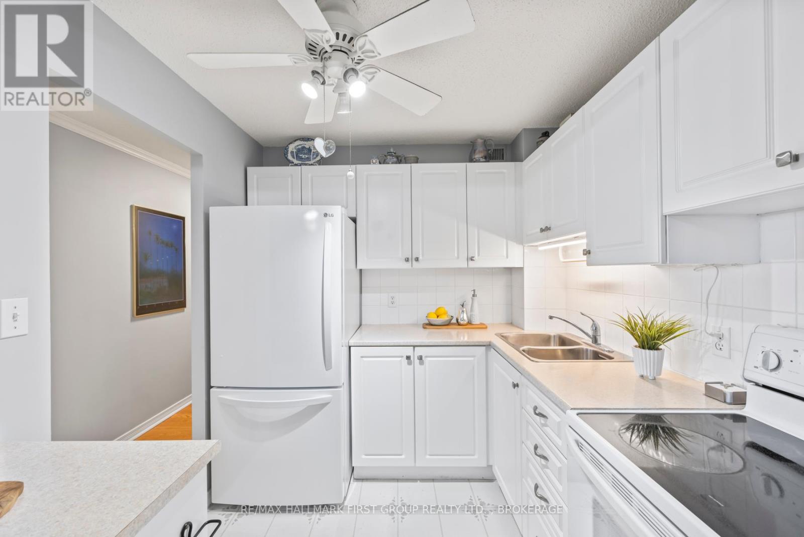 604 - 120 BARRETT COURT