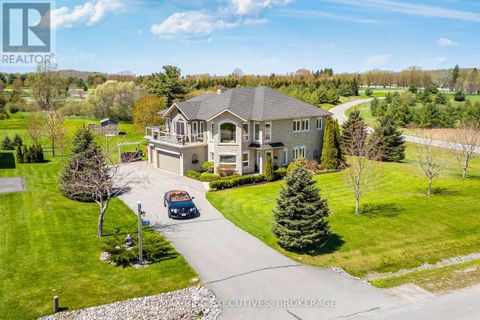 97 BINNACLE VIEW DRIVE Front of Leeds & Seeleys Bay ON K7G2V5