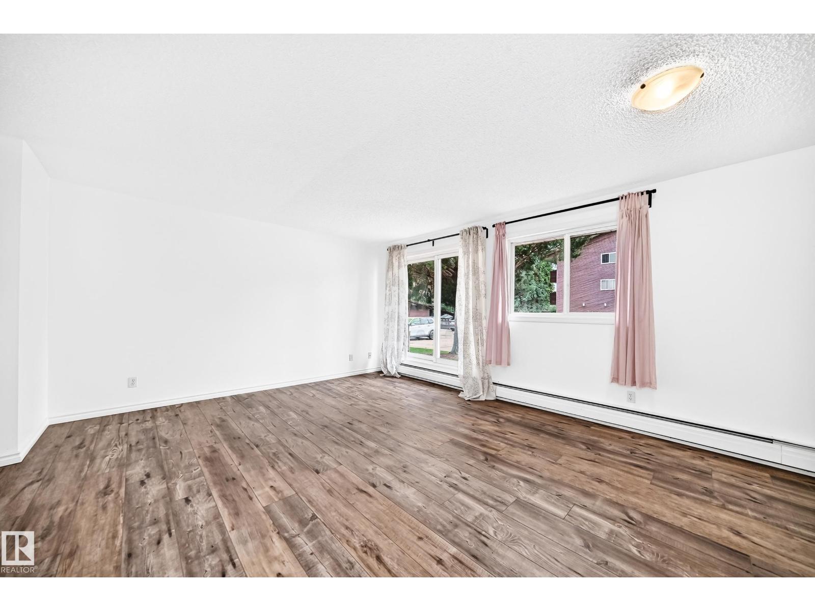 #104 2303 119 ST NW